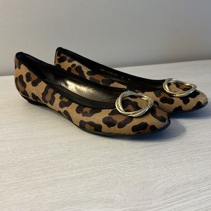 Stuart Weitzman Leopard Print Flats EUC Size 8